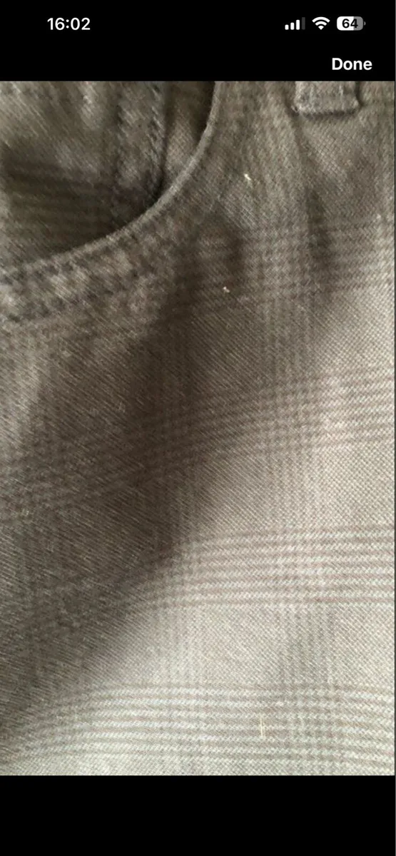 Mens BNWT trousers W34” x L32” €10 - Image 2