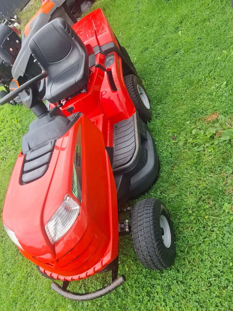 Mountfield 1430 ride on mower - Image 2