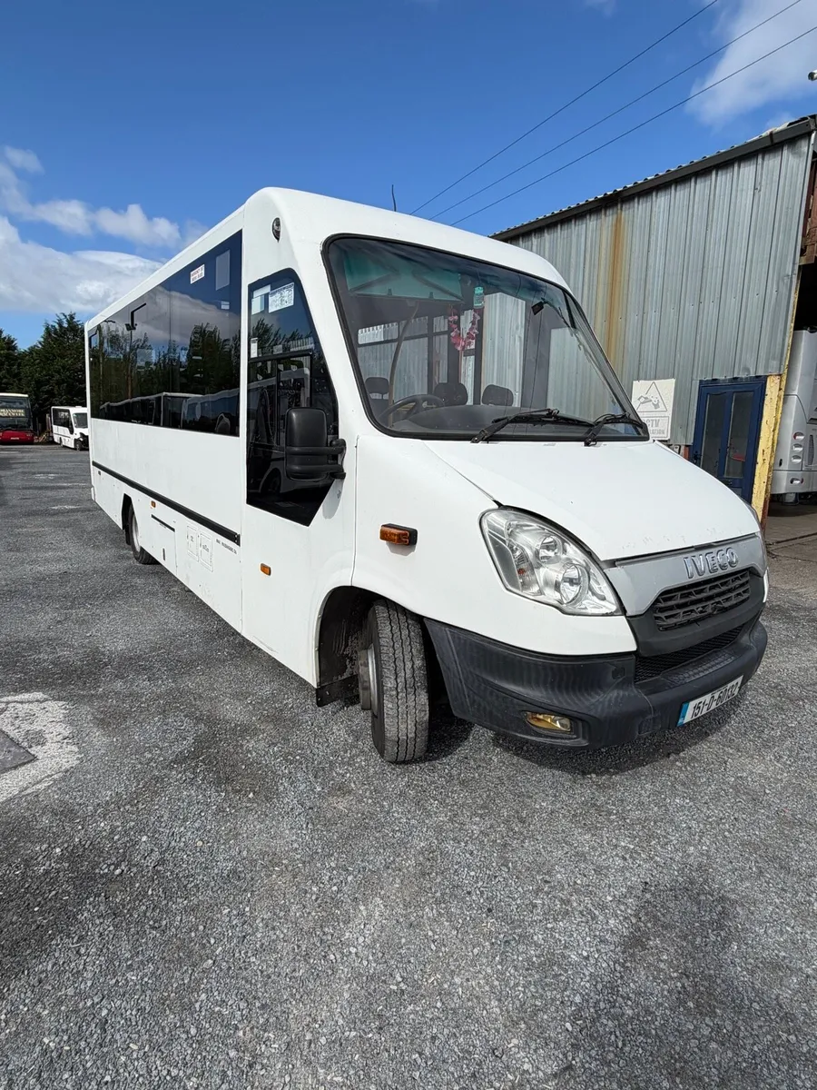 2015 iveco 32 seater - Image 2