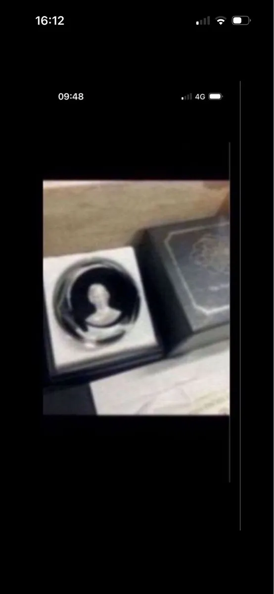 4 pinches baccarat commemorative paperweights - Image 4