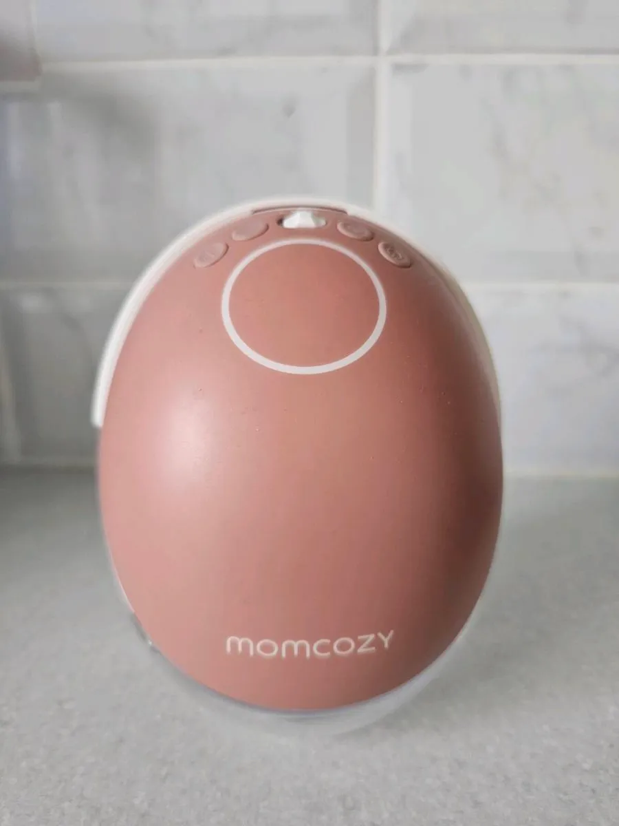Breast pump momcozy - Image 1