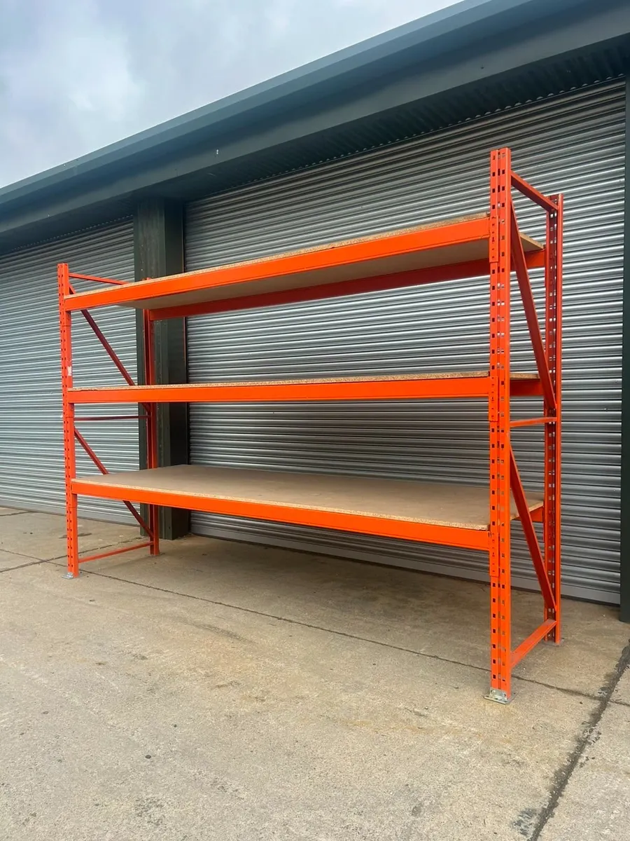 Heavy duty longspan shelving with timber levels - Image 1