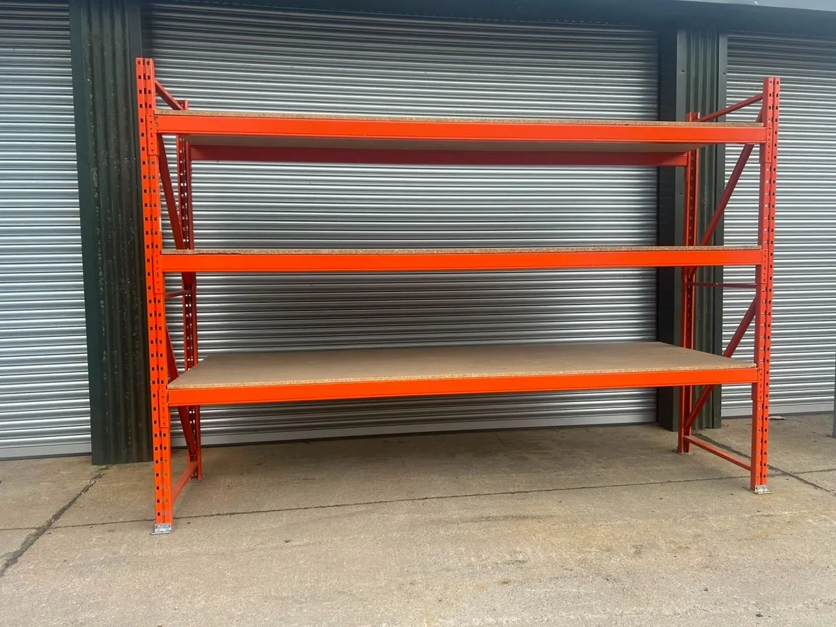 Heavy duty longspan shelving with timber levels - Image 2
