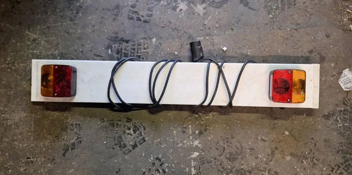 Trailer light board