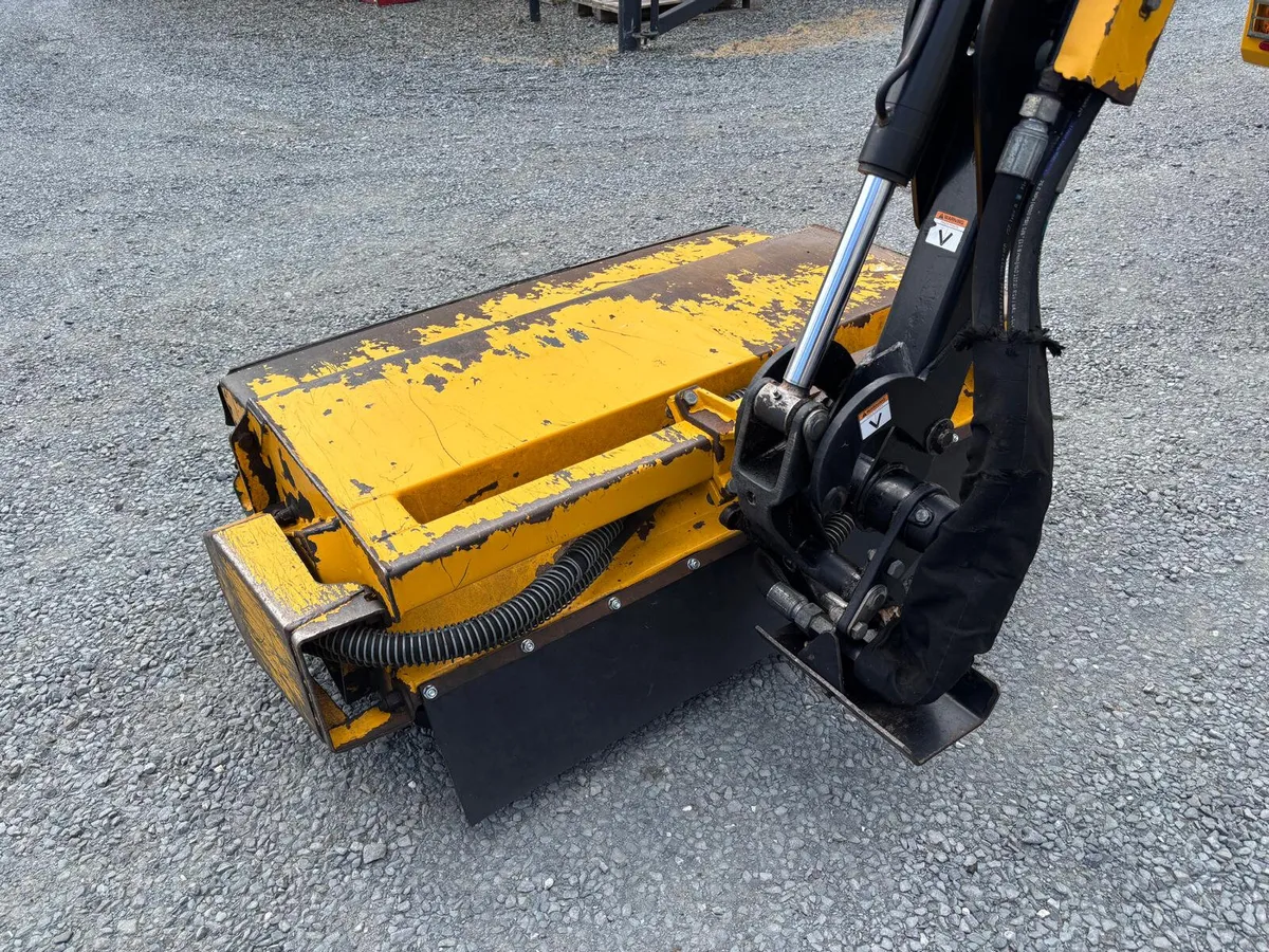McConnel PA6575T Hedgecutter - Image 3