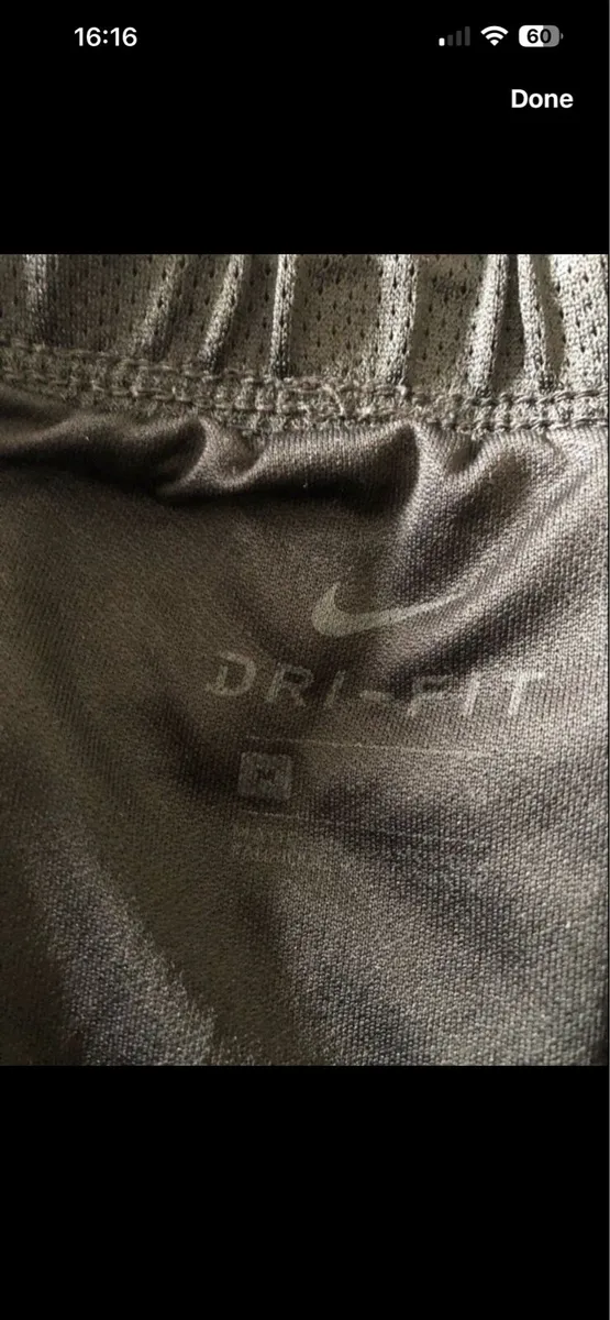 Mens Nike shorts size M €10 - Image 3