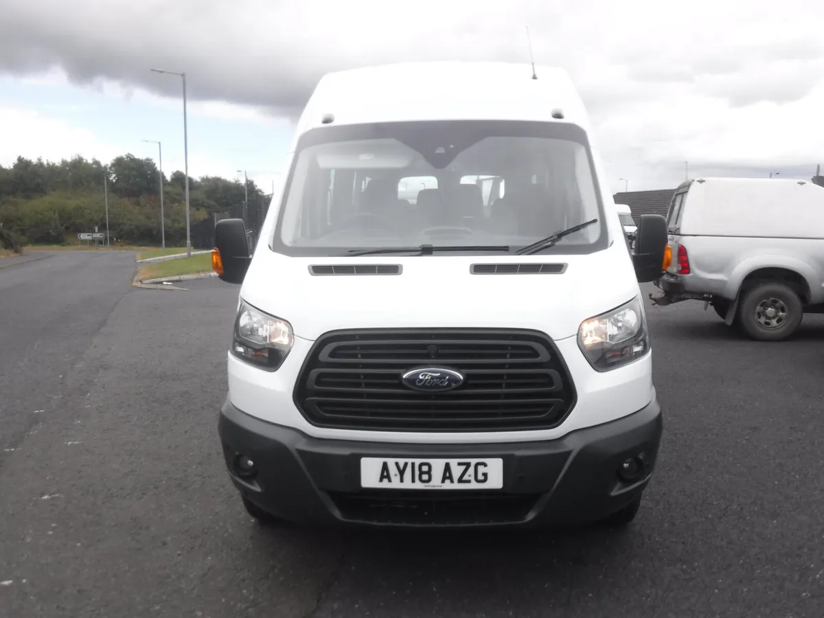 Ford Transit 2018 17 seat minibus no vat. - Image 3