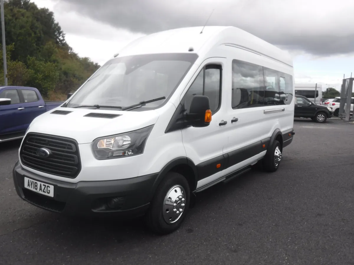 Ford Transit 2018 17 seat minibus no vat. - Image 1