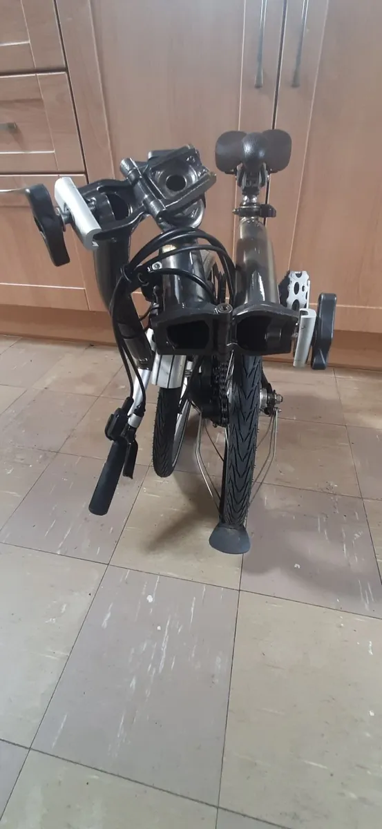 Brompton S6L Folding Bike - Image 1