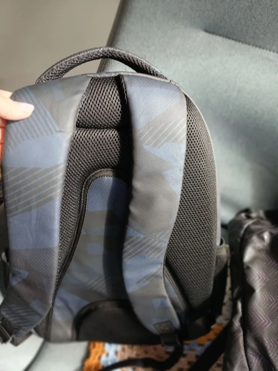 School bags x 2  Condition as new - Image 2