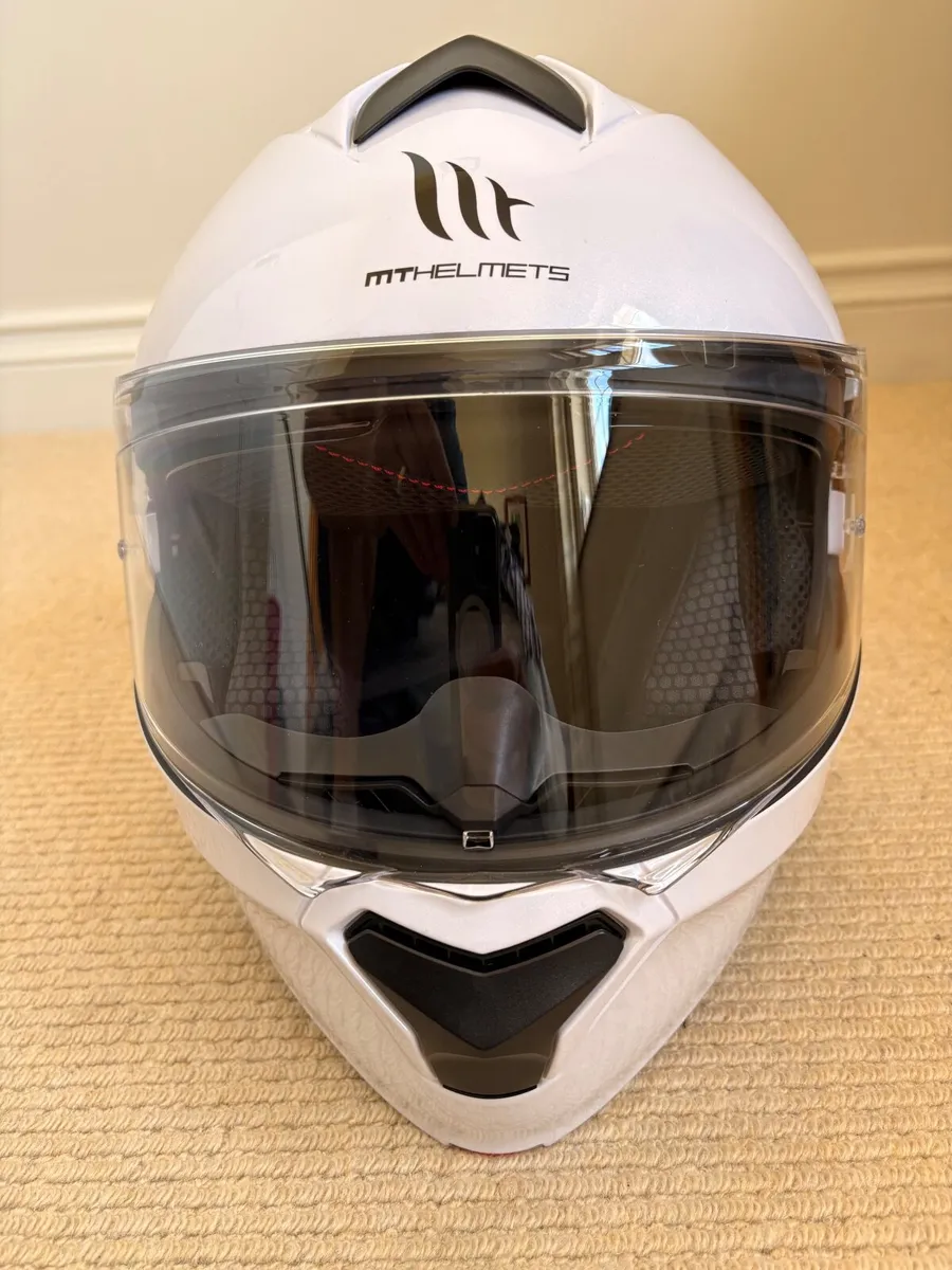 Motorbike Helmet (L), Jacket (S) & Leggins (M). - Image 2