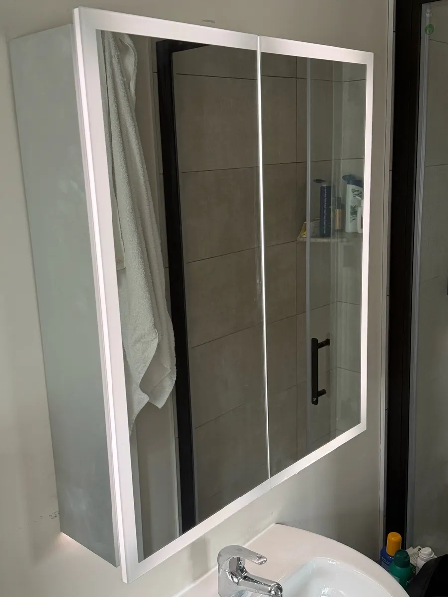 Mia LED Bluetooth 700x600mm double door cabinet - Image 2