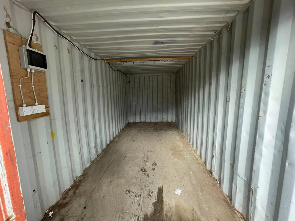 20ft Storage Container - Image 4