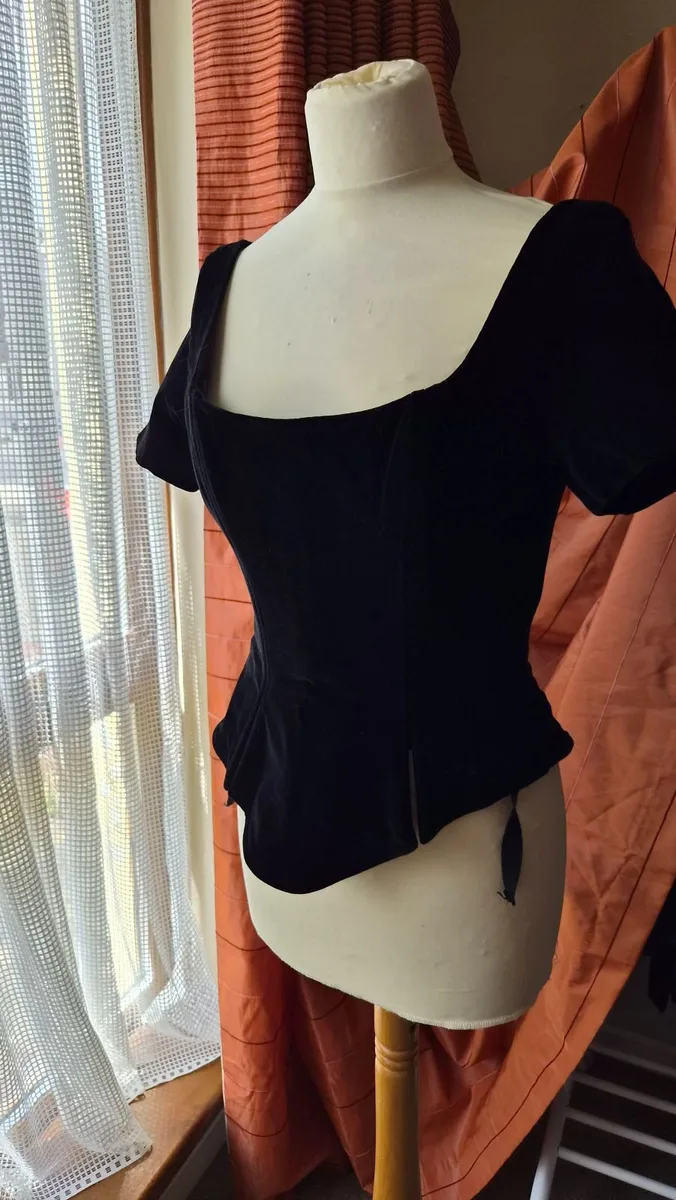Vintage cotton velvet corset - Image 1