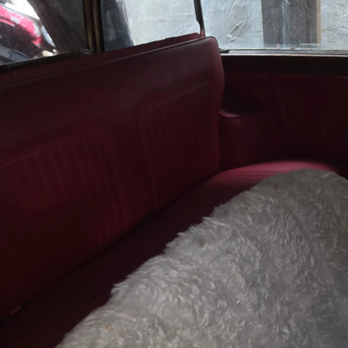 Vintage Morris Minor Traveller - Image 2