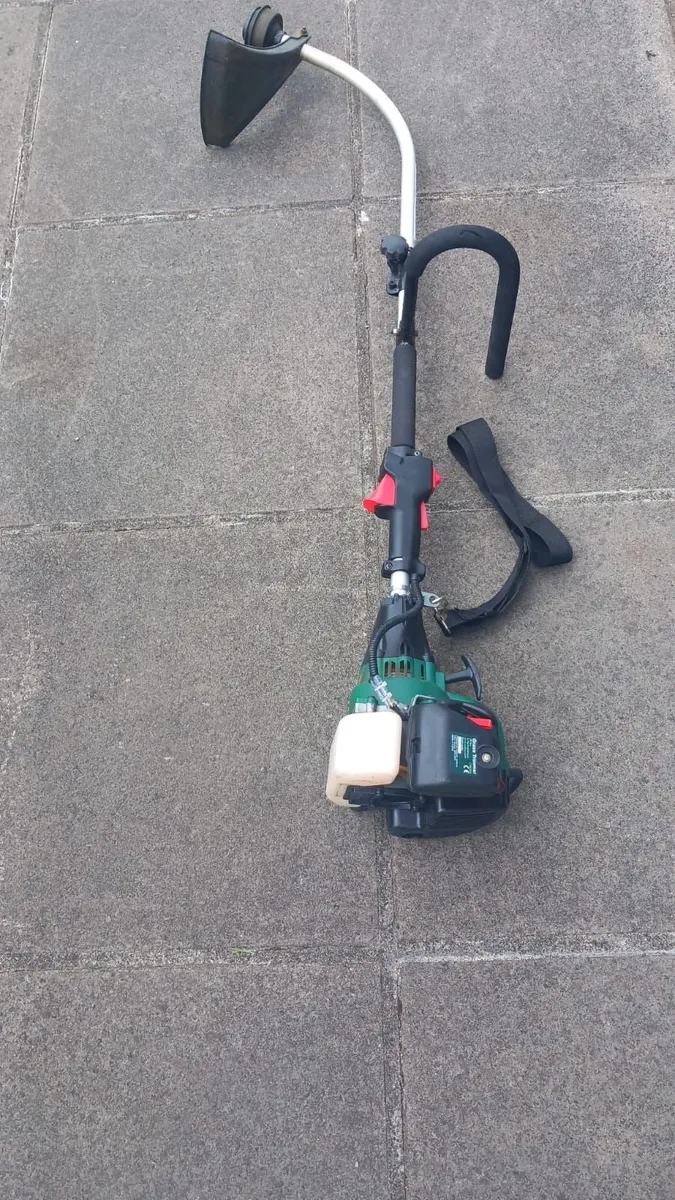 Hedge strimmer - Image 2