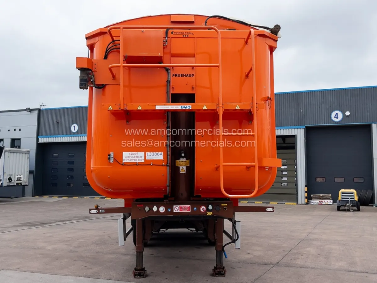 2017 FRUEHAUF TIPPING TRAILER - Image 2