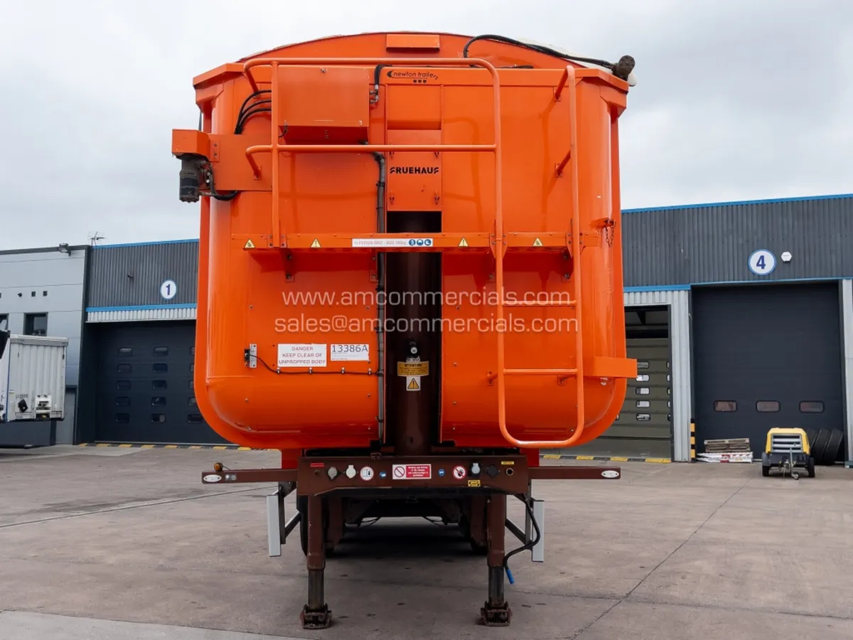 2017 FRUEHAUF TIPPING TRAILER - Image 2