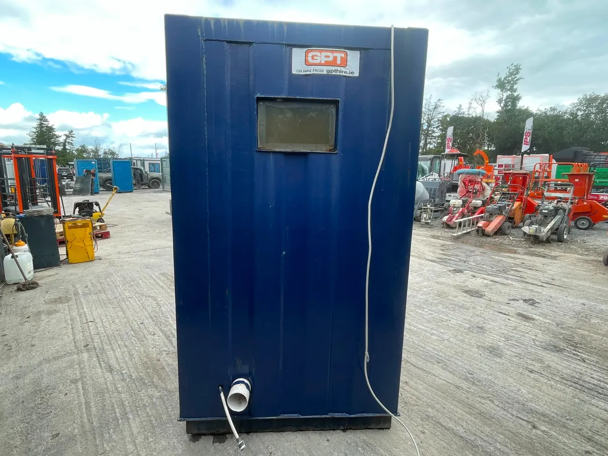 Anti-vandal portable Toilet - Image 3