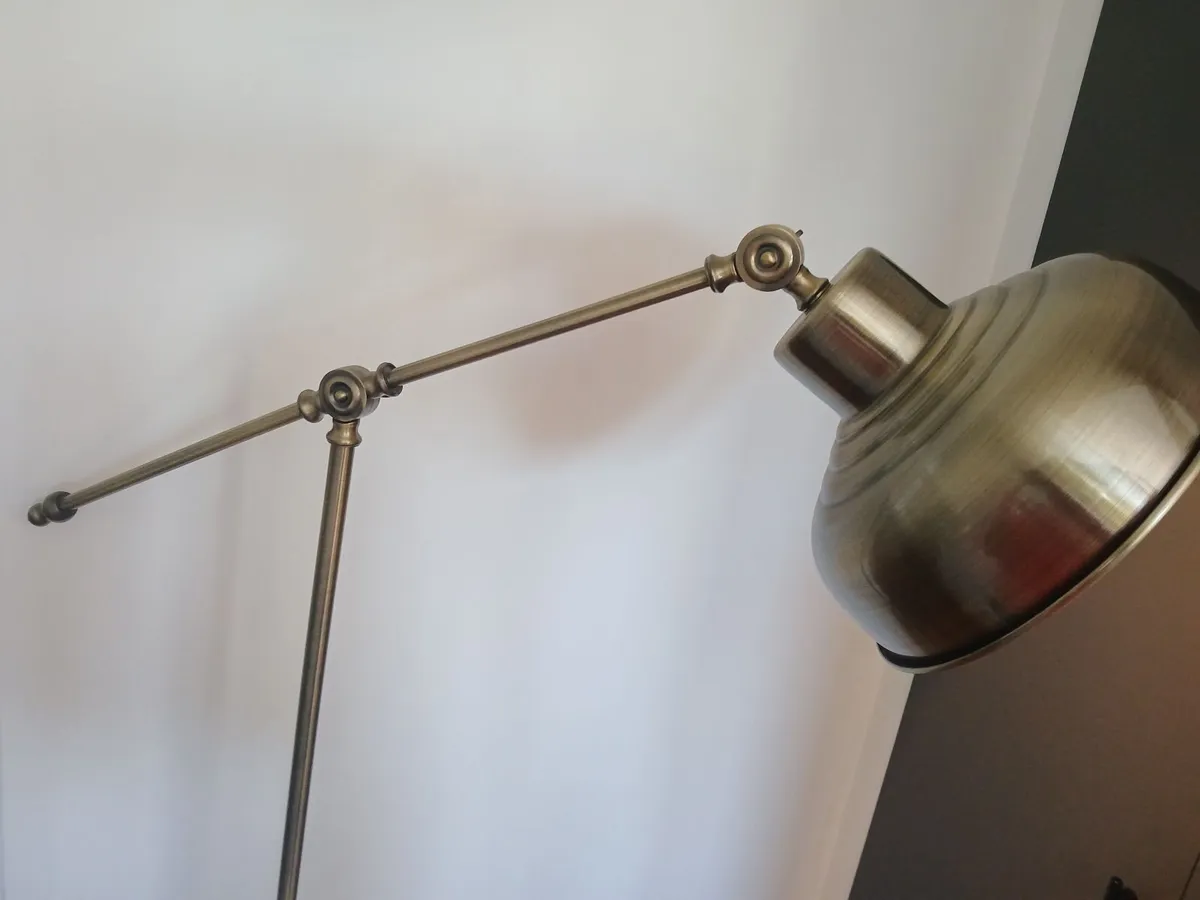 Floor Lamp - Image 4
