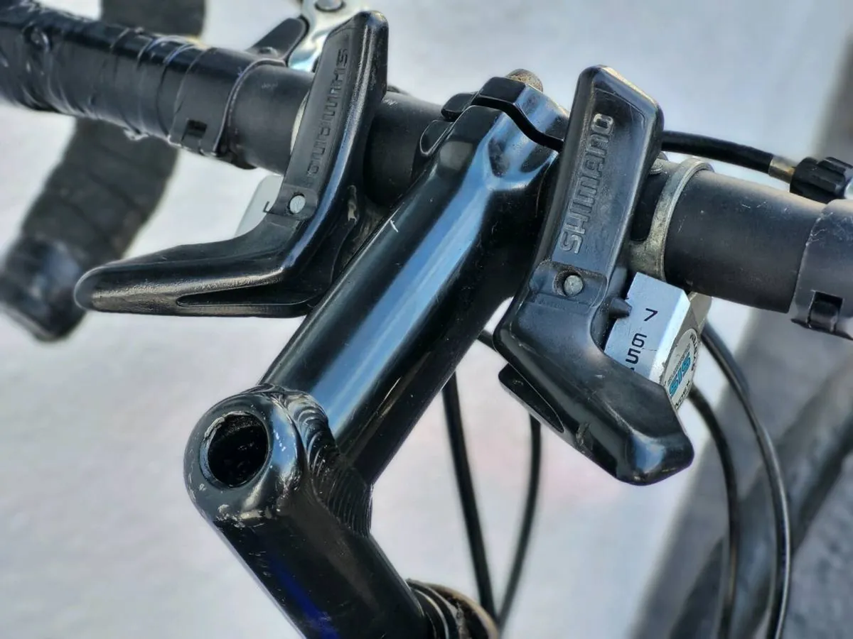 ROAD BIKE USED IN WORKING ORDER - Image 4