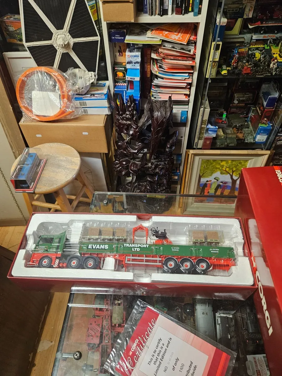 Corgi MAN Tractor Unit and Crane Trailer with Load - Image 1
