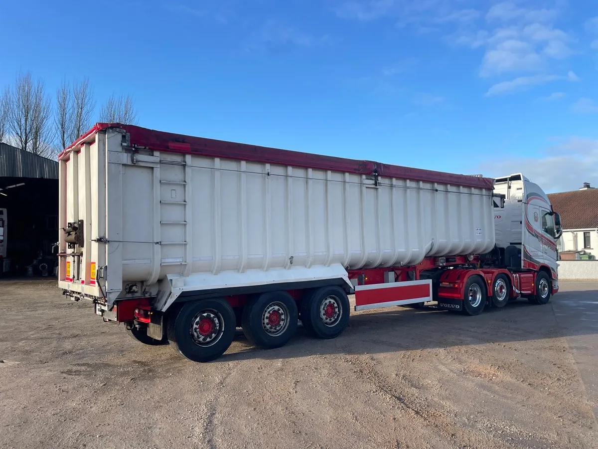 Fruehauf bulk tipper - Image 4