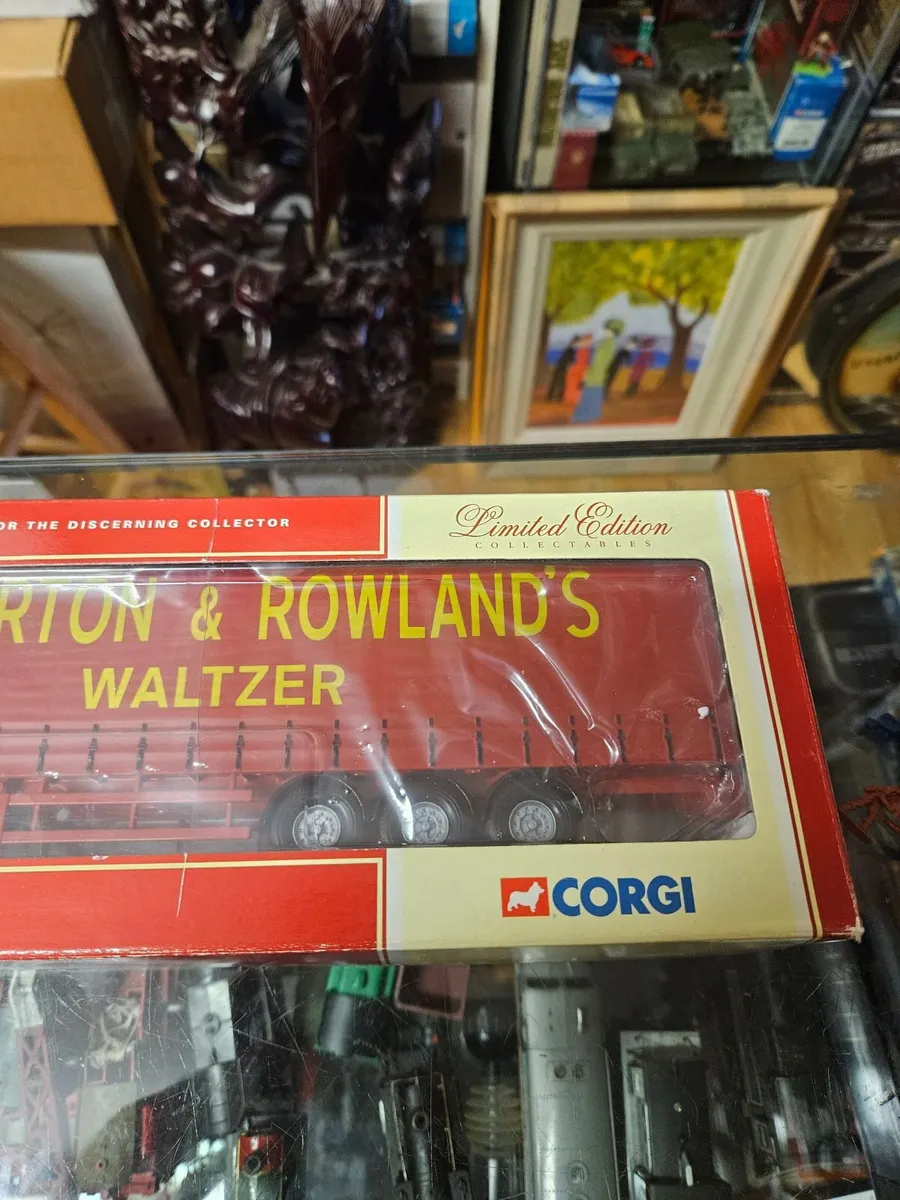 Corgi ERF Tractor Unit and Trailer 1.50 - Image 4