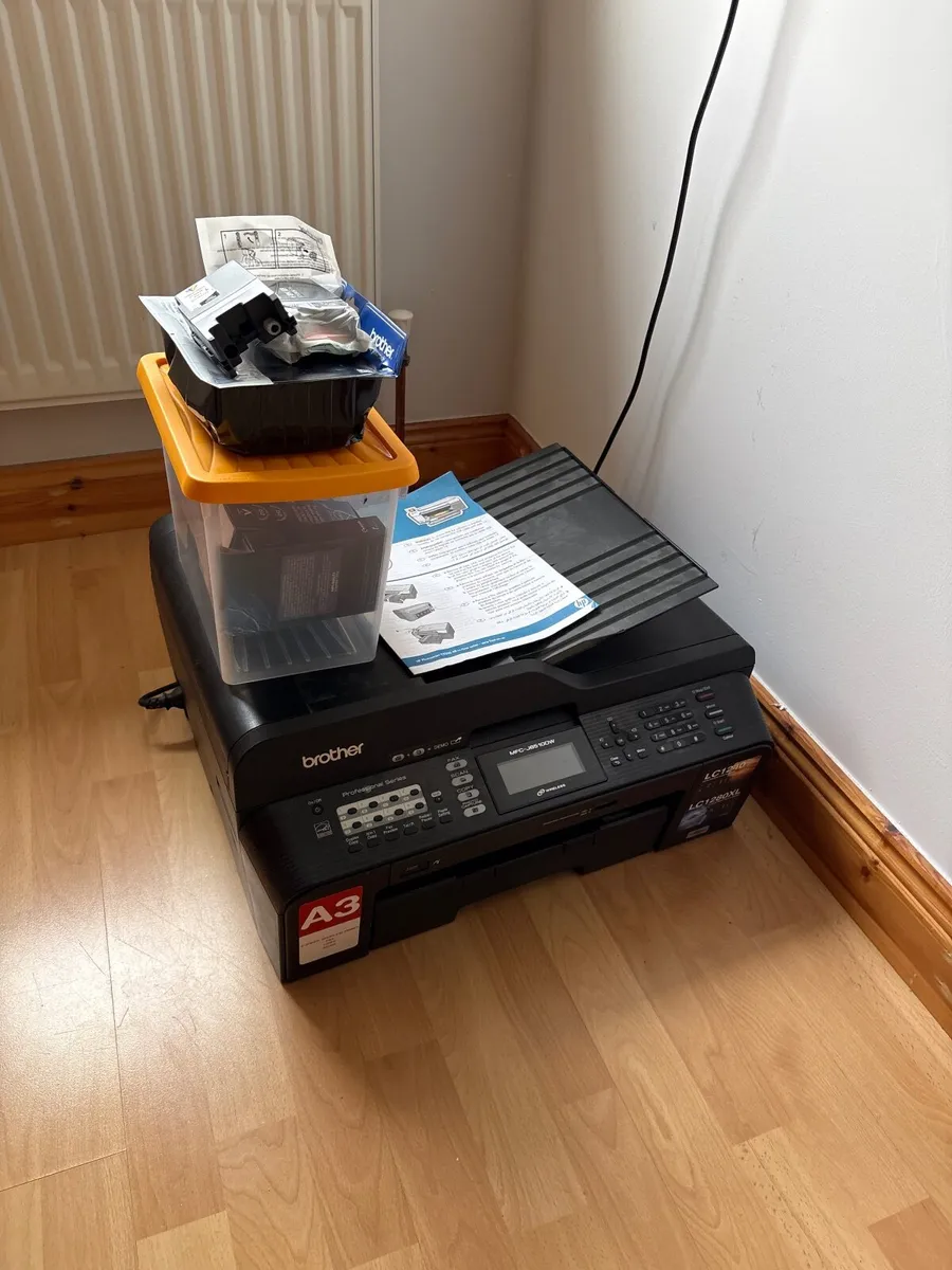 Brother LC1240 A3 printer with spare cartridges - Image 1