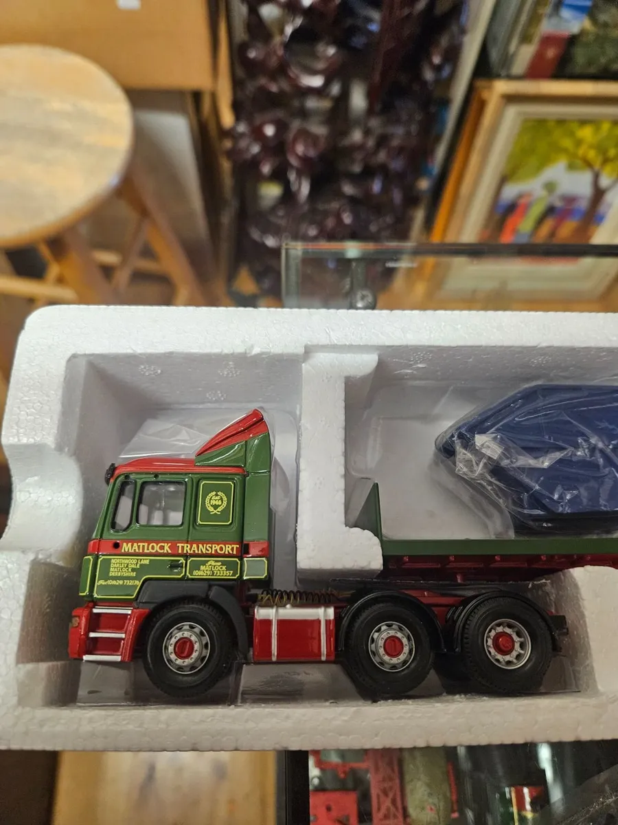 Corgi MAN Tractor Unit and Trailer with Skip Load - Image 4