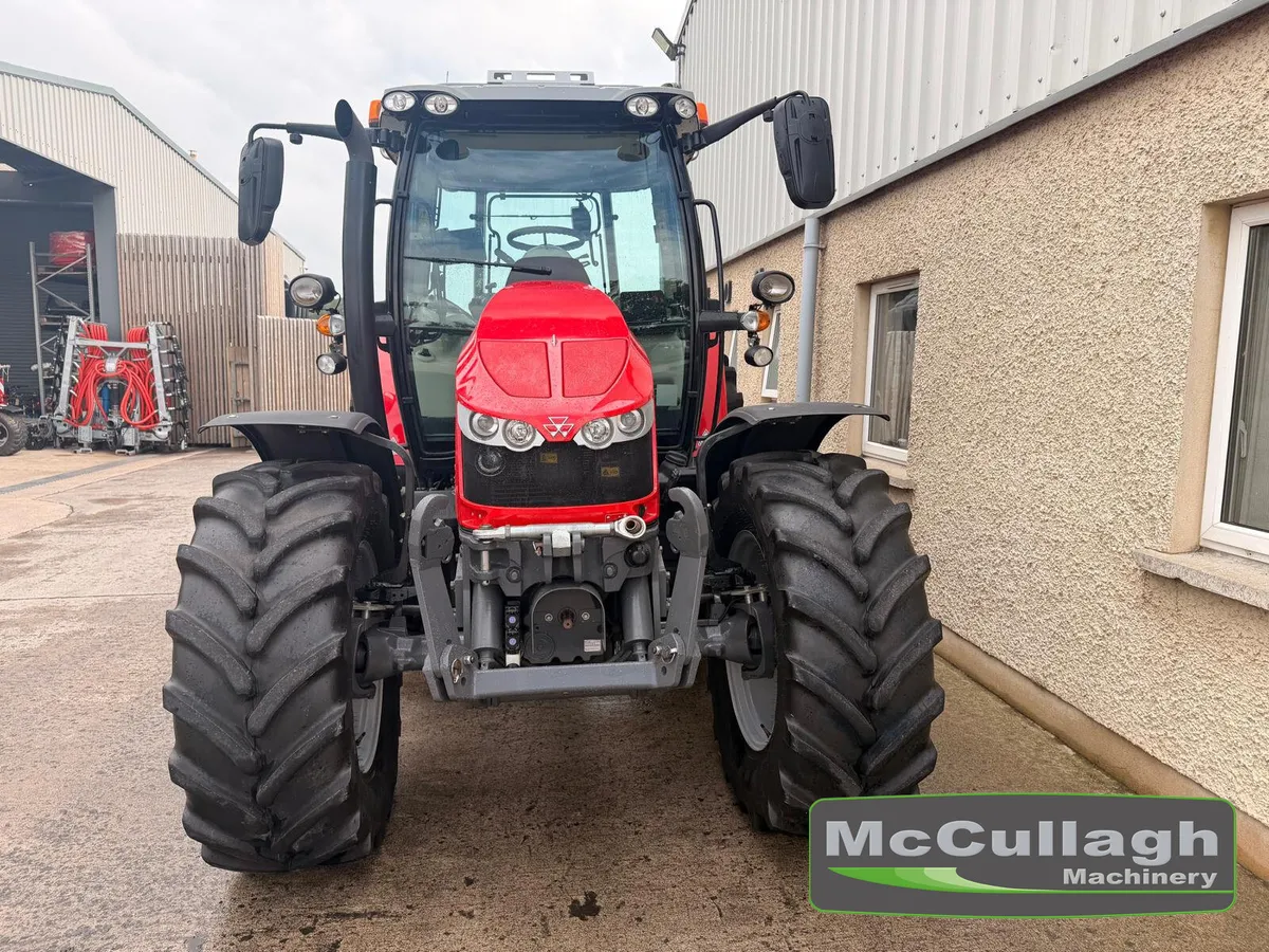 2021 Massey Ferguson 5712S Dyna 4 - Image 4