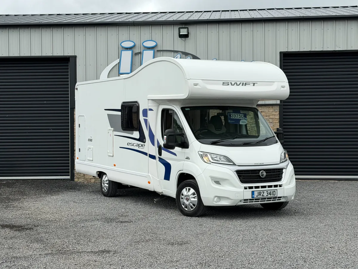 2015 SWIFT ESCAPE 696 J80R MOTORHOME - Image 1