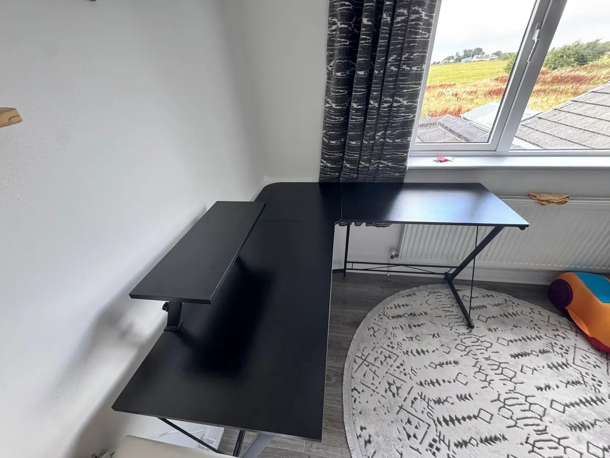 L shaped gaming/ computer desk - Image 4