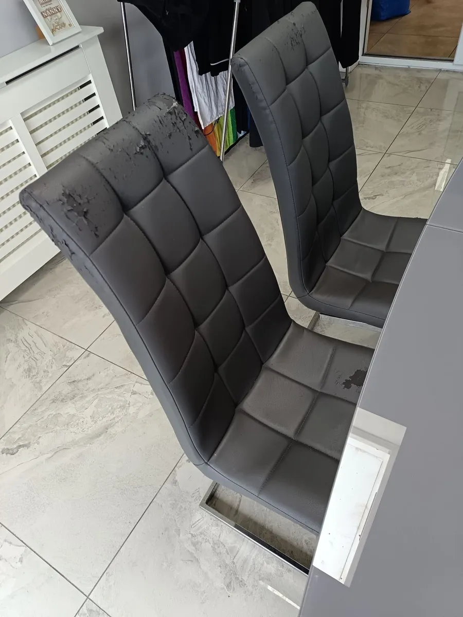 Kitchen chairs x6 free - Image 2