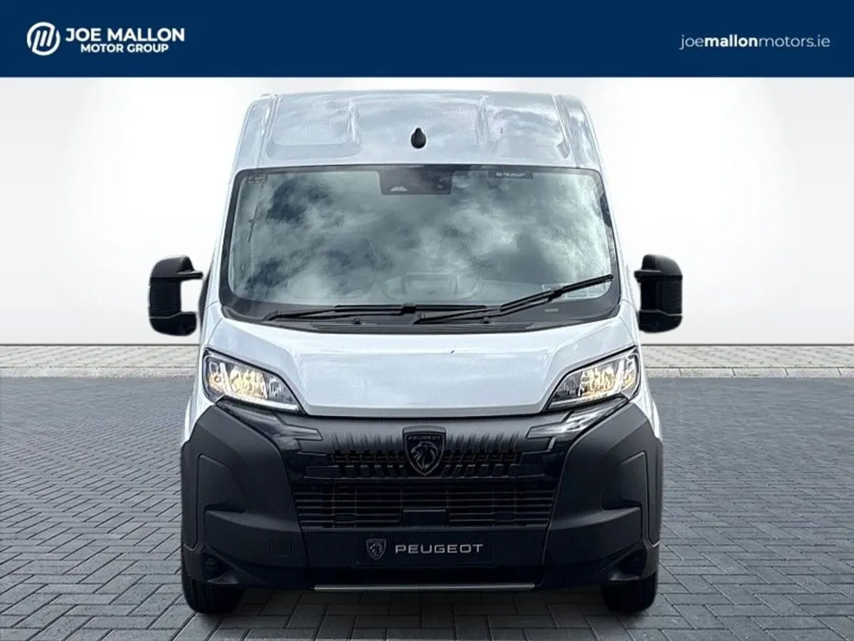 Peugeot Boxer L3 H2 335 Panel Van 2.2 BlueHDi 140b - Image 4