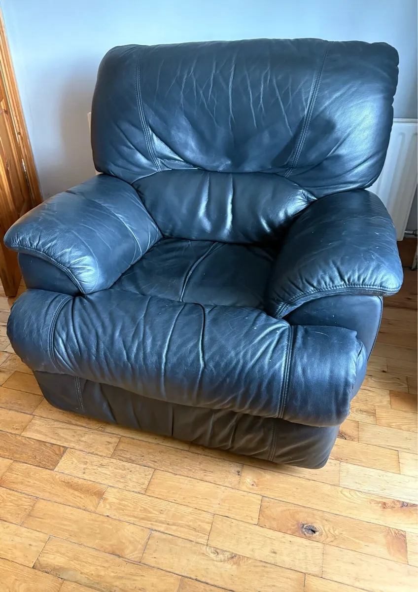 3 piece leather recliner couch - Image 3