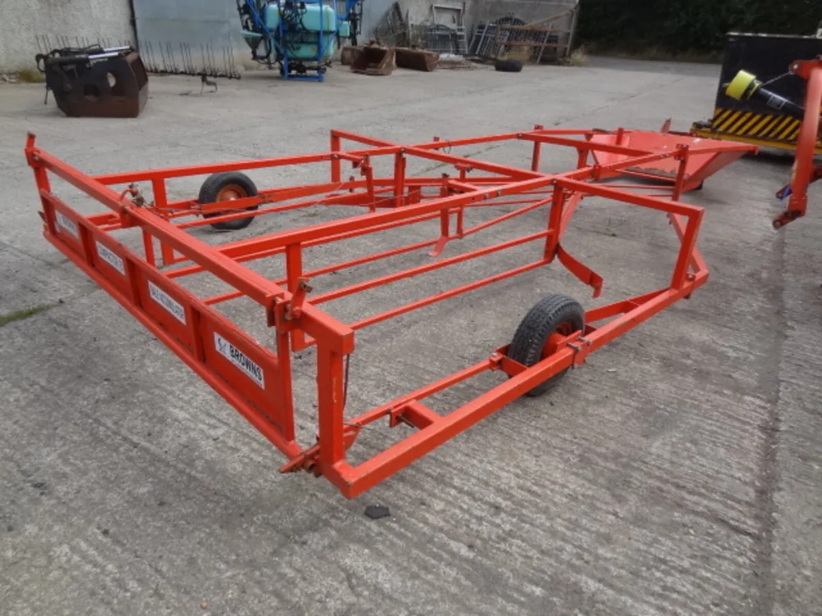 Browns Flat 8 Bale Sledge Accumulator - Image 4