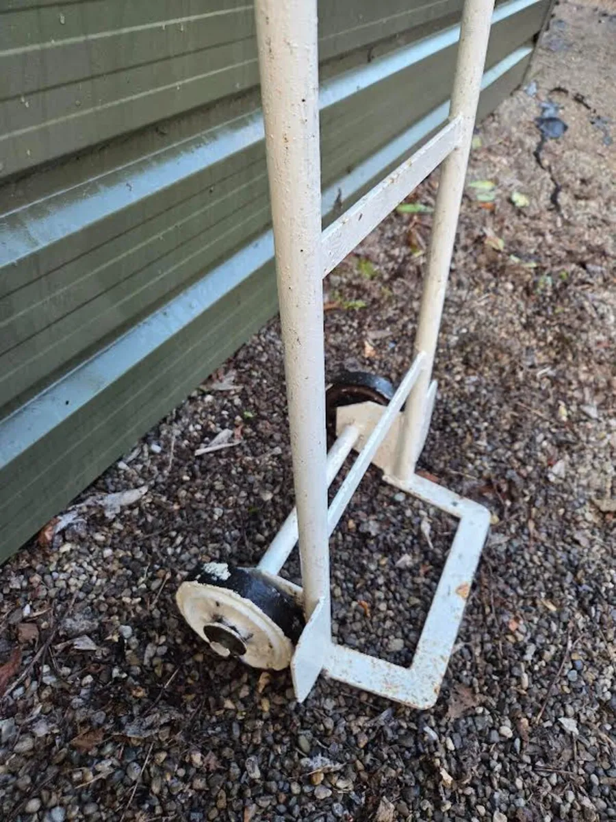 Vintage Cast Iron Goods / Sack Trolley - Image 3