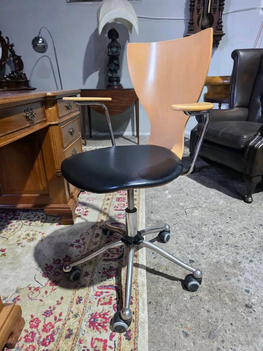 Retro Calligaris desk chair - Image 2