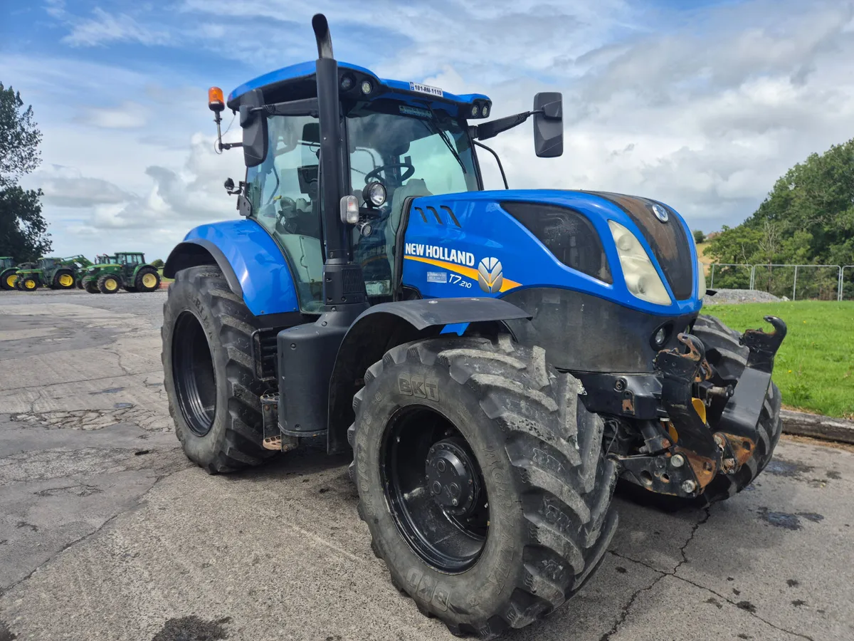 New Holland T7.210 2018 - Image 1