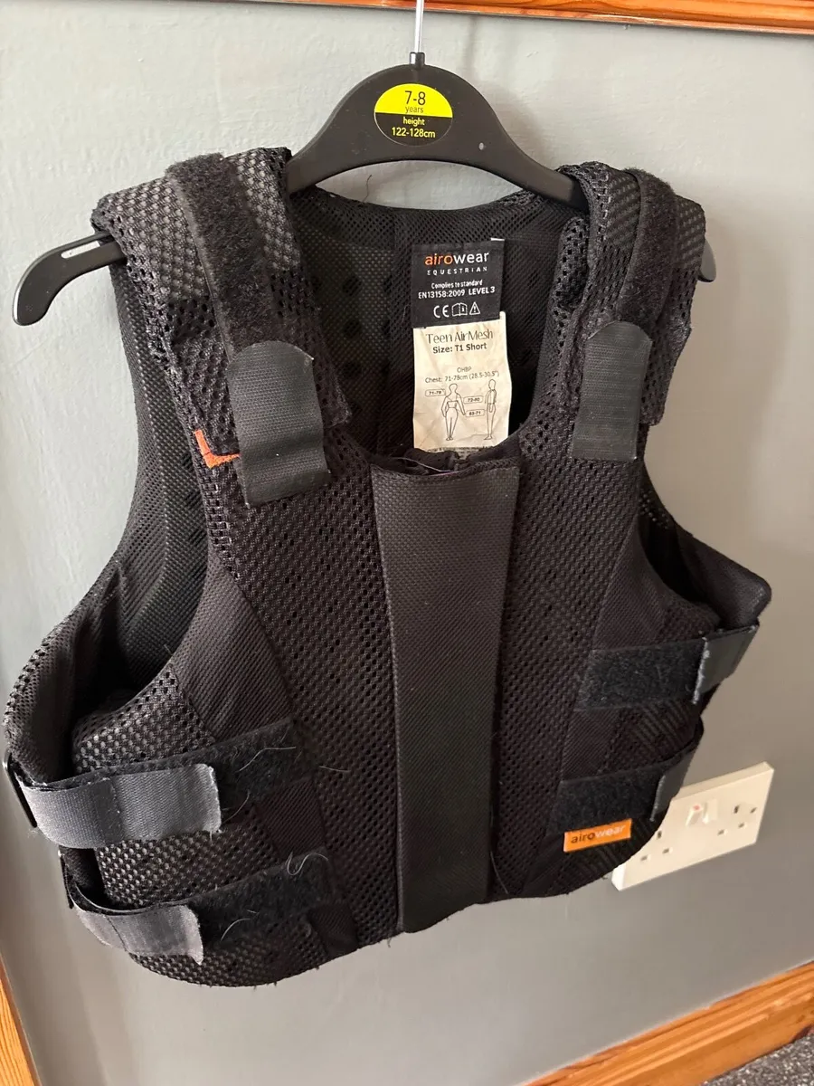 AiroWear Teen AirMesh Equestrian Body Protector - Image 1