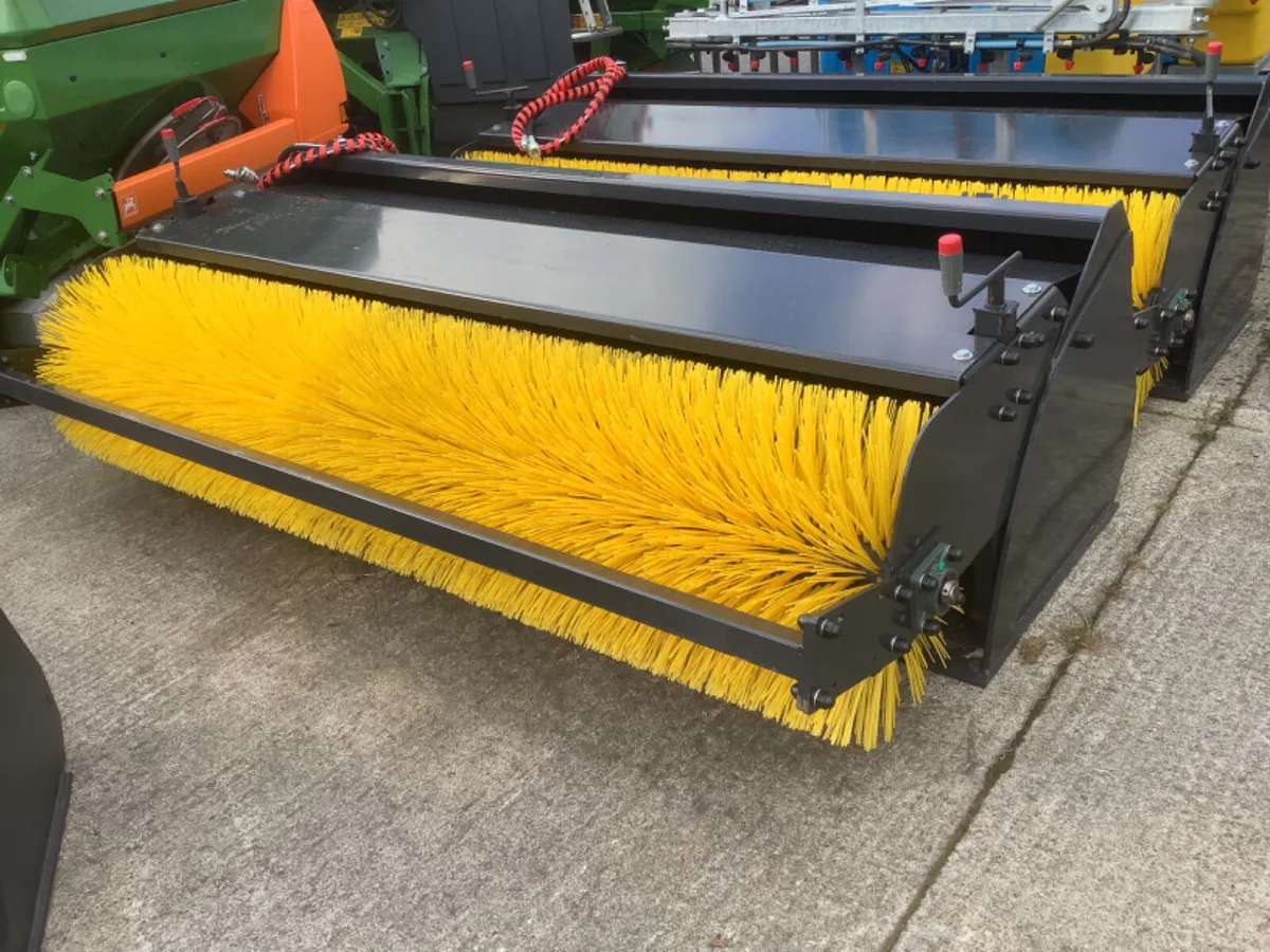 New 2.2 metres Intertec sweeper collector - Image 1