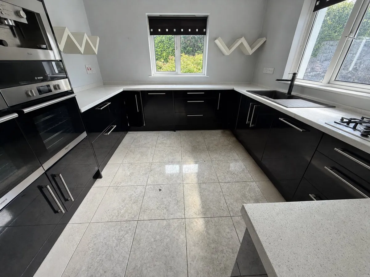 Kitchen units & appliances - Image 2