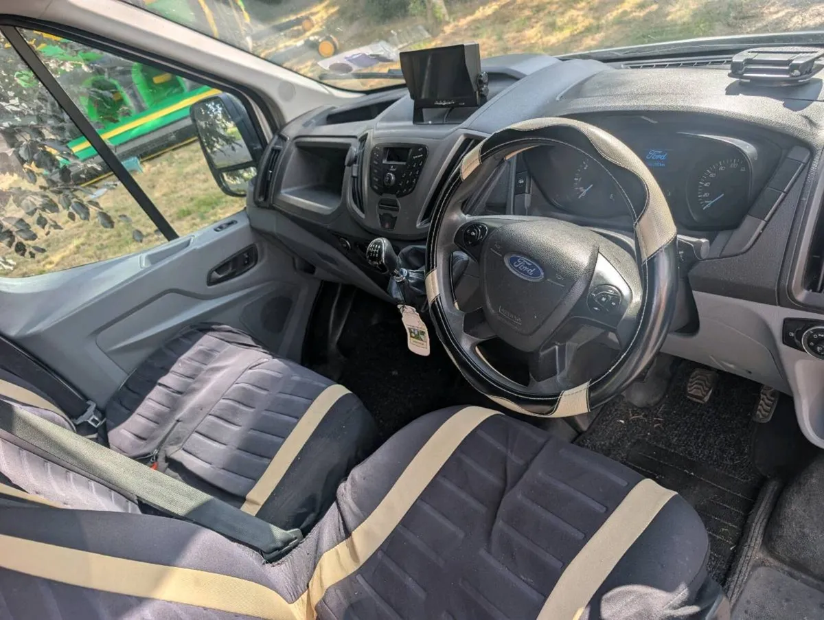 Van - Image 3