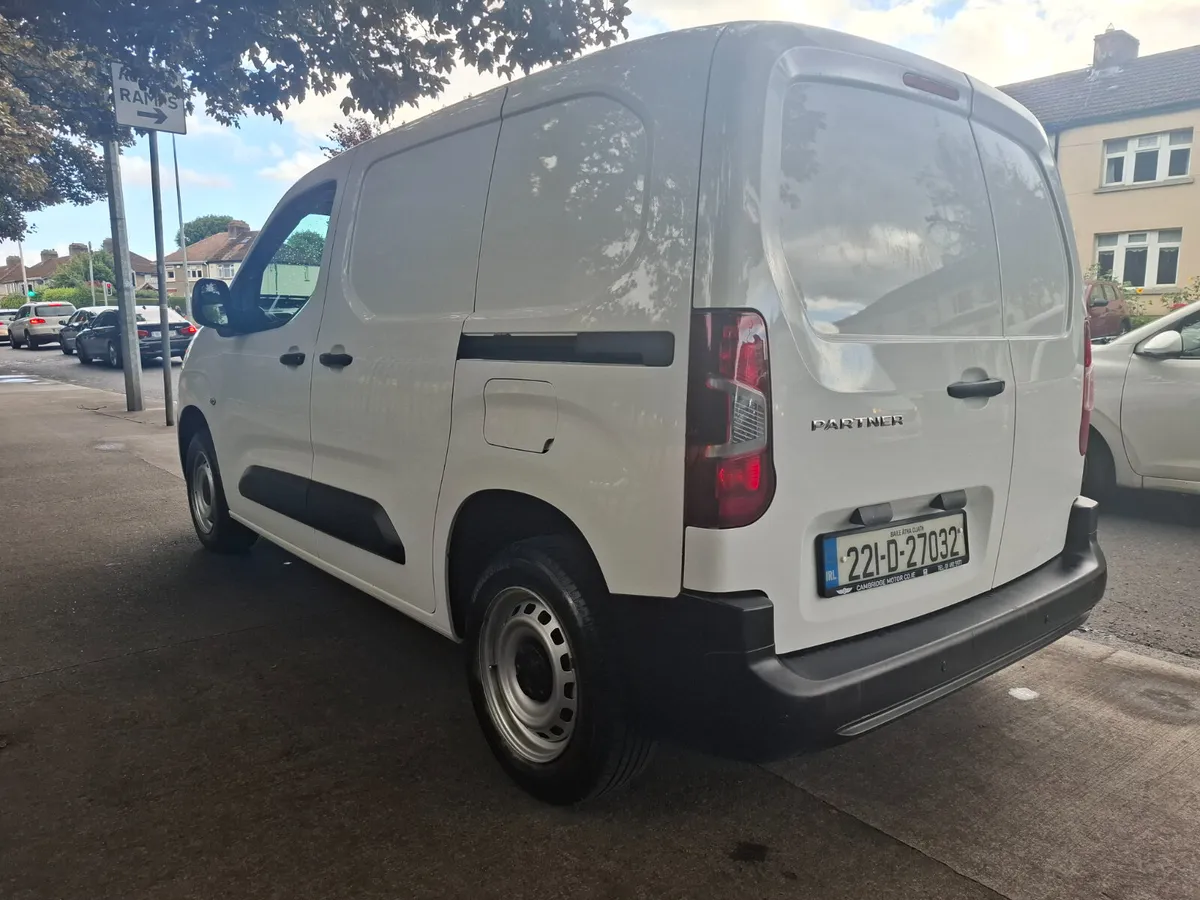 2022 PEUGEOT PARTNER - Image 4