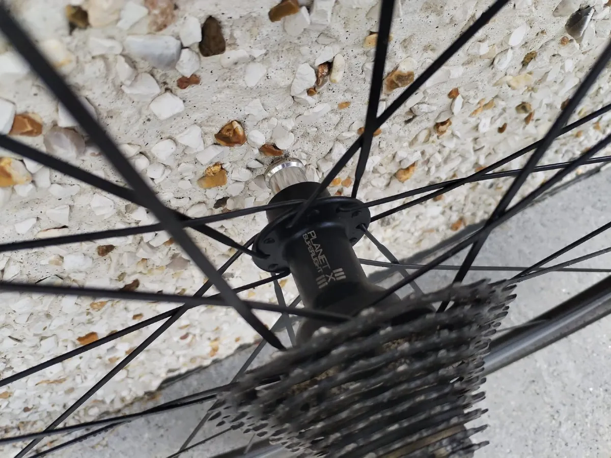 50mm  Planet X Carbon Clinchers - Image 2