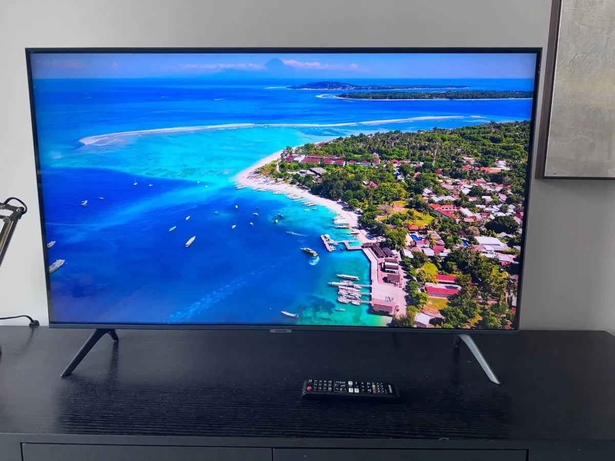 Samsung Smart TV LED 4K 43-inch - Image 2