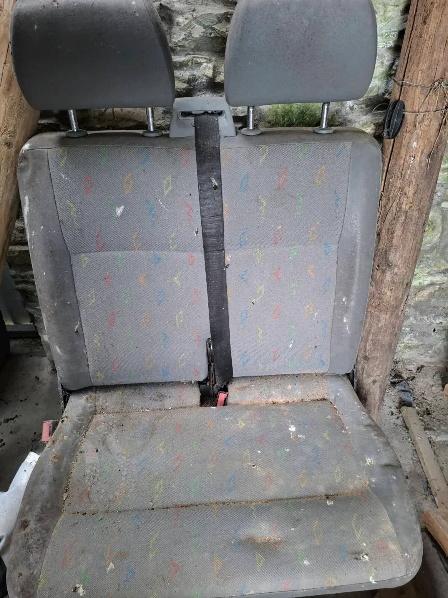 VW Transporter T5 seats - Image 1