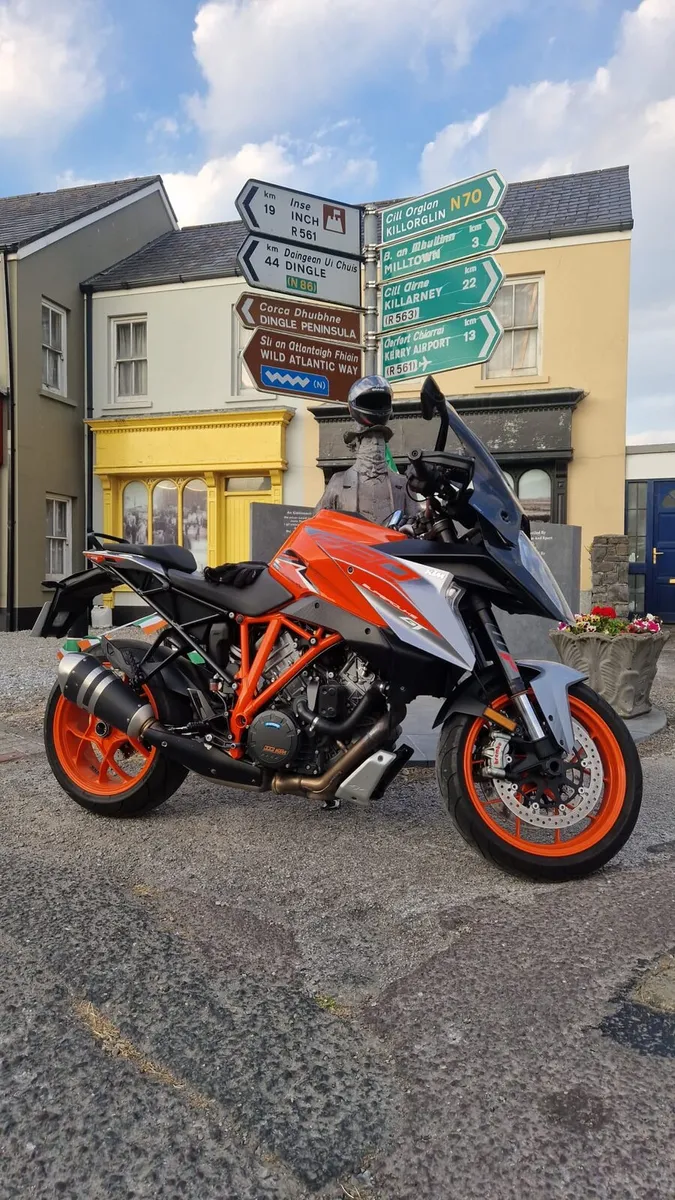 KTM 1290 SUPER DUKE G.T - Image 1