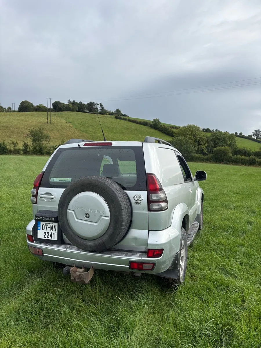 Toyota Land Cruiser - Image 3